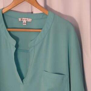 Nouvida Blouse Women's Size 1x Turquoise Casual Business